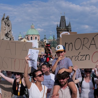 Tsjechische publieke omroep staakt uit protest tegen plannen van radicaal-rechtse regering