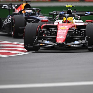 Verstappen eindelijk weer eens op het podium bij GP van Canada, zege gaat naar Antonelli