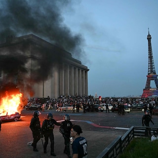 Hevige rellen in Parijs na Champions League-finale: 130 arrestaties, busvervoer stilgelegd