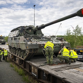Defensie moet omschakelen van staal naar software, en snel