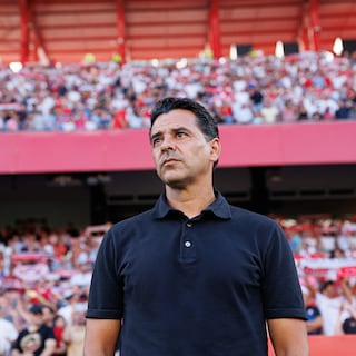 Nieuwe Ajax-trainer Míchel is open over mentale problemen en wars van hiërarchie. ‘Ik sta nooit boven de spelers’