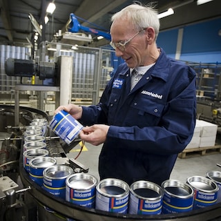 Historische koersval AkzoNobel na afgeketste overname door het Japanse Nippon Paint