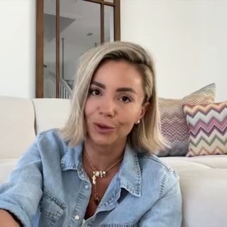 In de brave filmpjes van ‘Colder Cast’ zetten Yvonne Coldeweijer en Talpa hun strijd vrolijk voort
