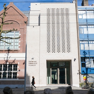 Rapper Ye reageert niet op uitnodiging om herdenkingsplek Jo