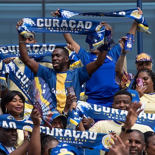 Ruime zege Curaçao in uitzwaaiduel • Argentinië wint zonder Messi van Honduras • Brazilië nipt langs Egypte