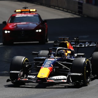 Max Verstappen valt bij GP van Monaco uit na defect bij de s