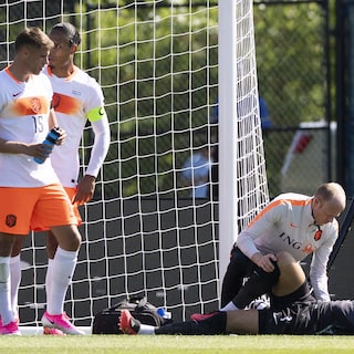 Schrik bij Oranje na uitvallen doelman Verbruggen