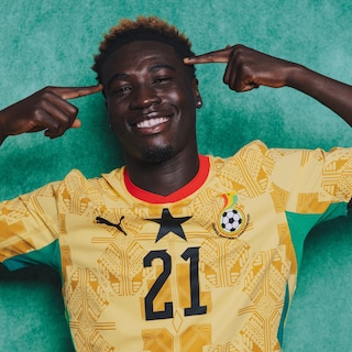 Van het voetbalinternaat van Piet de Visser naar international van Ghana op het WK: het pad van Kojo Peprah Oppong