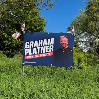 Oesterkweker Platner, hoop van Democraten in Maine, beschuldigd van verkrachting