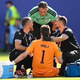 English football uses player substitution during goalkeeper injury treatment for tactical advantage