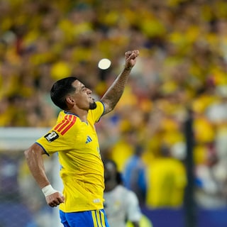 Colombia plaatst zich met winst op Ghana als laatste land voor achtste finales