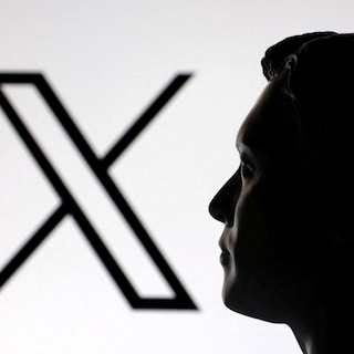 Britse regering wil sociale media verder beperken met avondklok voor tieners