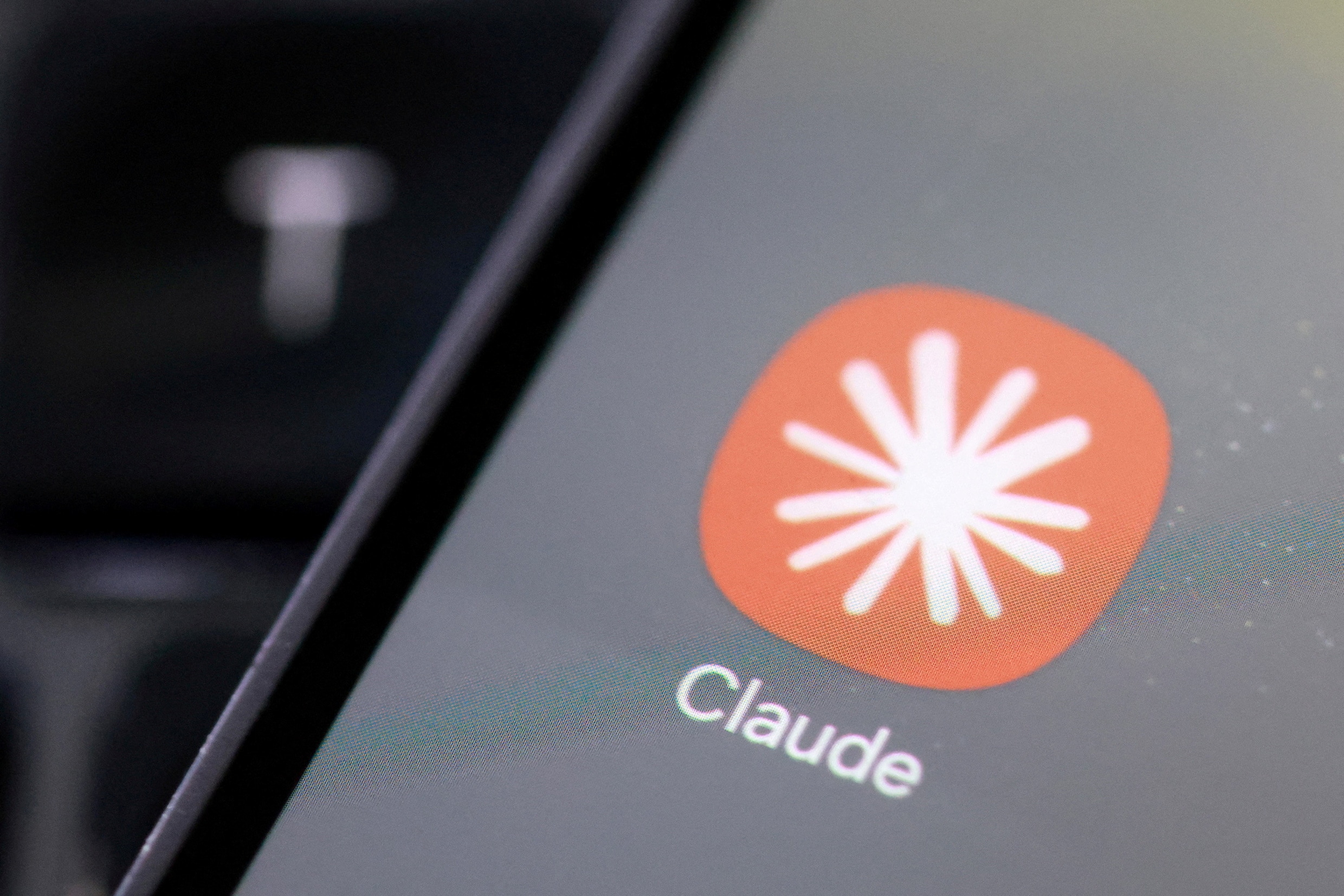 De Claude-app op een mobiele telefoon.