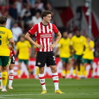 Zwak PSV laat in seizoensopening tegen Fortuna Sittard winst in blessuretijd glippen