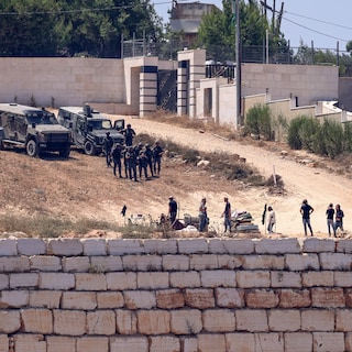 Settlers surround Palestinian families for days; water, food, power scarce