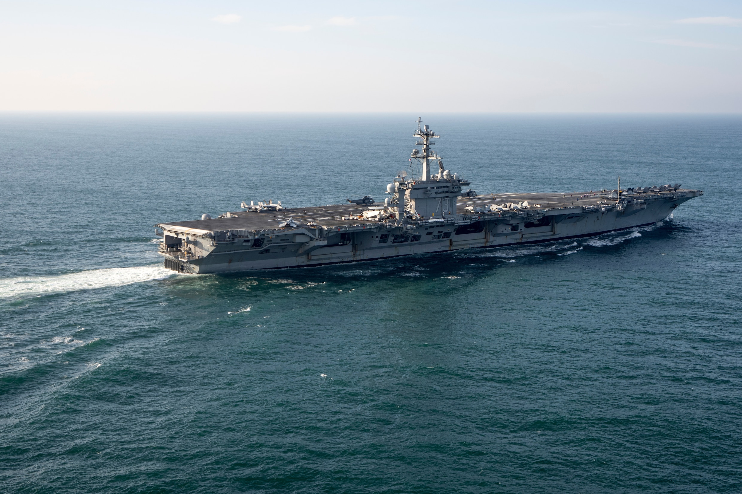 Het Amerikaanse vliegdekschip USS George Washington. 