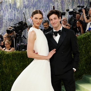 Hij is de broer van zijn schoonzoon, maar zijn Joshua Kushner en Donald Trump wel twee handen op een buik?