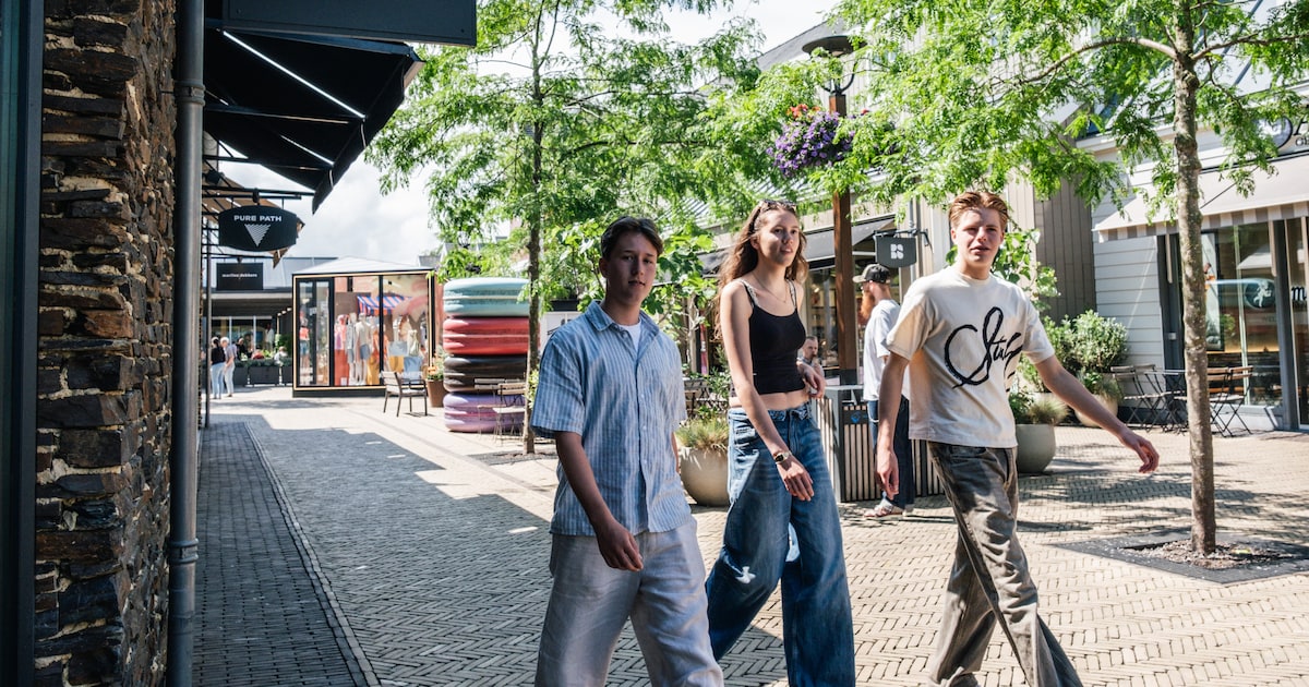 Hou op met Lelystad naar beneden te halen