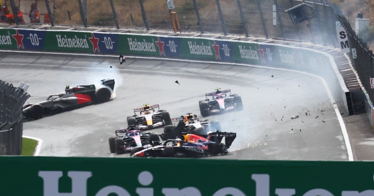 Verstappen crasht en valt uit in laatste Dutch GP op Zandvoort, Lando Norris wint
