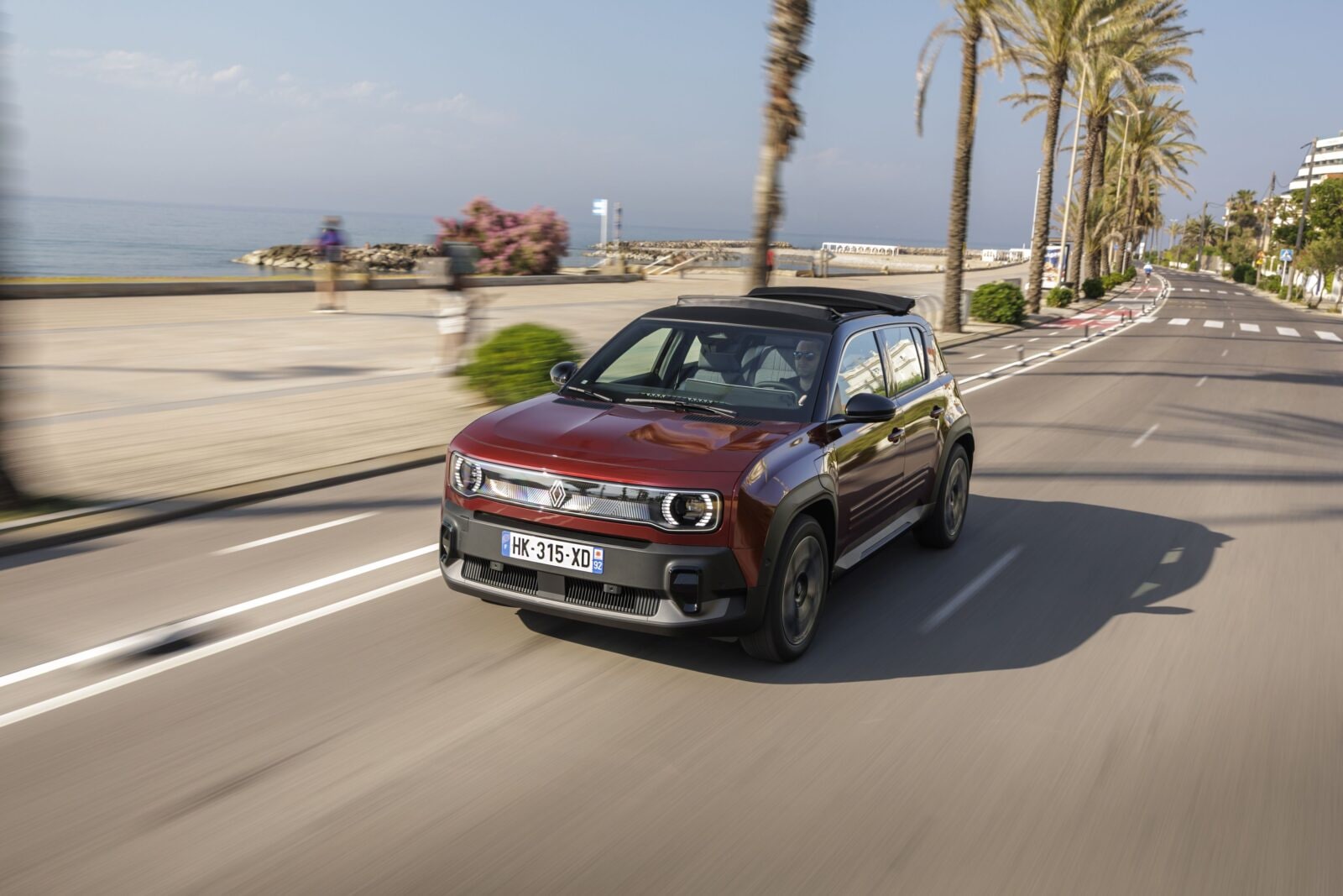 Renault brings back iconic Renault 4 as an electric convertible