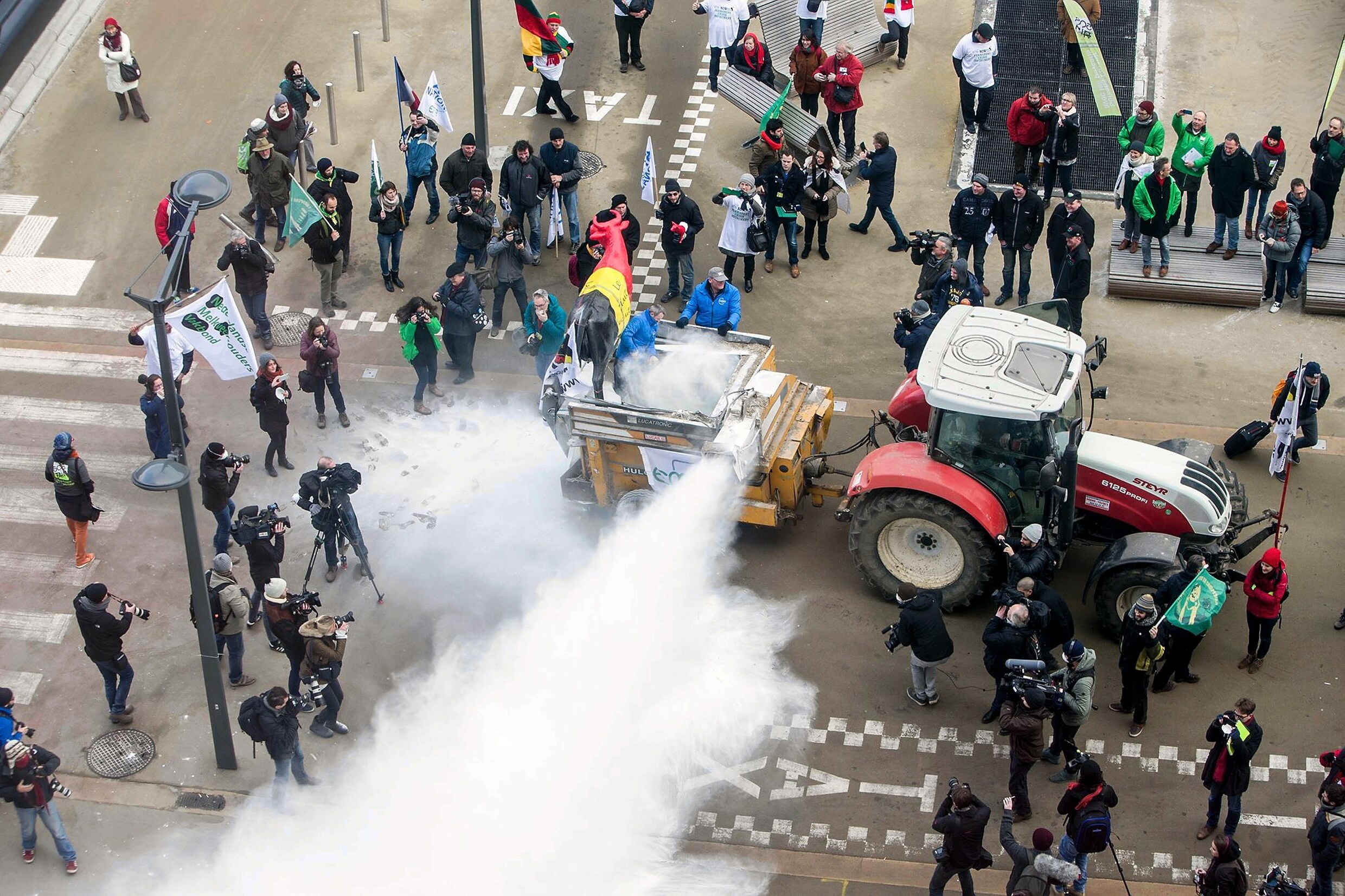 Melkpoeder tijdens een vergadering van landbouwministers in Brussel, januari 2017.