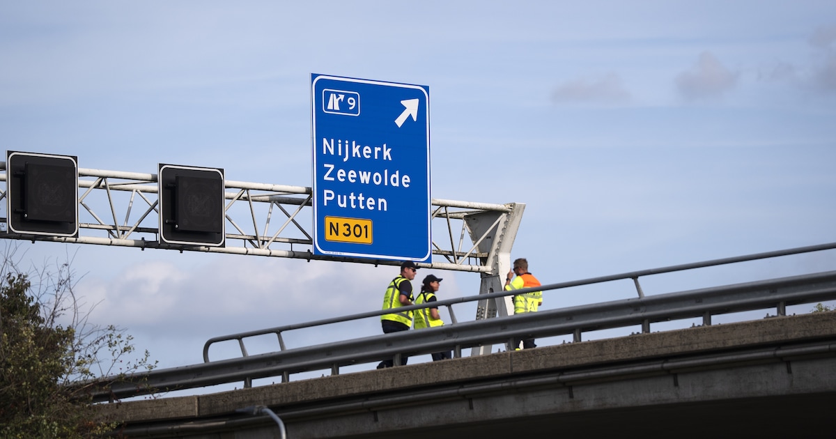 Brug in snelweg bij Nijkerk voorlopig dicht: veiligheid niet te garanderen