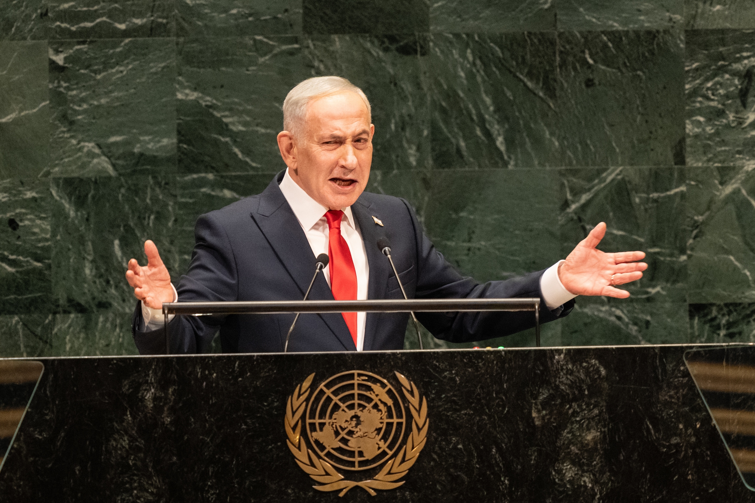 De Israëlische premier Benjamin Netanyahu tijdens zijn toespraak bij de VN-top in New York vandaag. 
