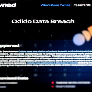 Politie verdenkt man, gearresteerd wegens betrokkenheid bij hackersgroep, ook van opdracht tot moorden