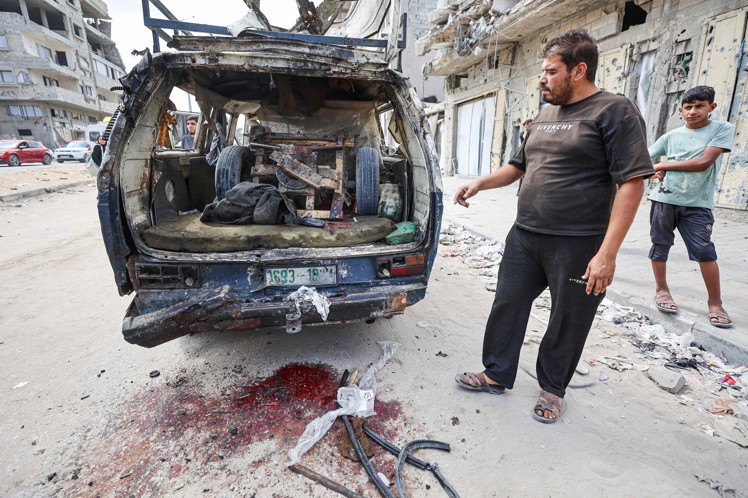 De aangevallen auto in Tel Al-Hawa.