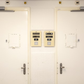 ‘Terugkeerfrustreerders’ riskeren straks celstraf, strafbaarstelling illegaliteit van de baan
