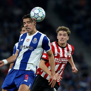 Sterk PSV verslaat Porto (0-1) en boekt eerste zege in Champions League