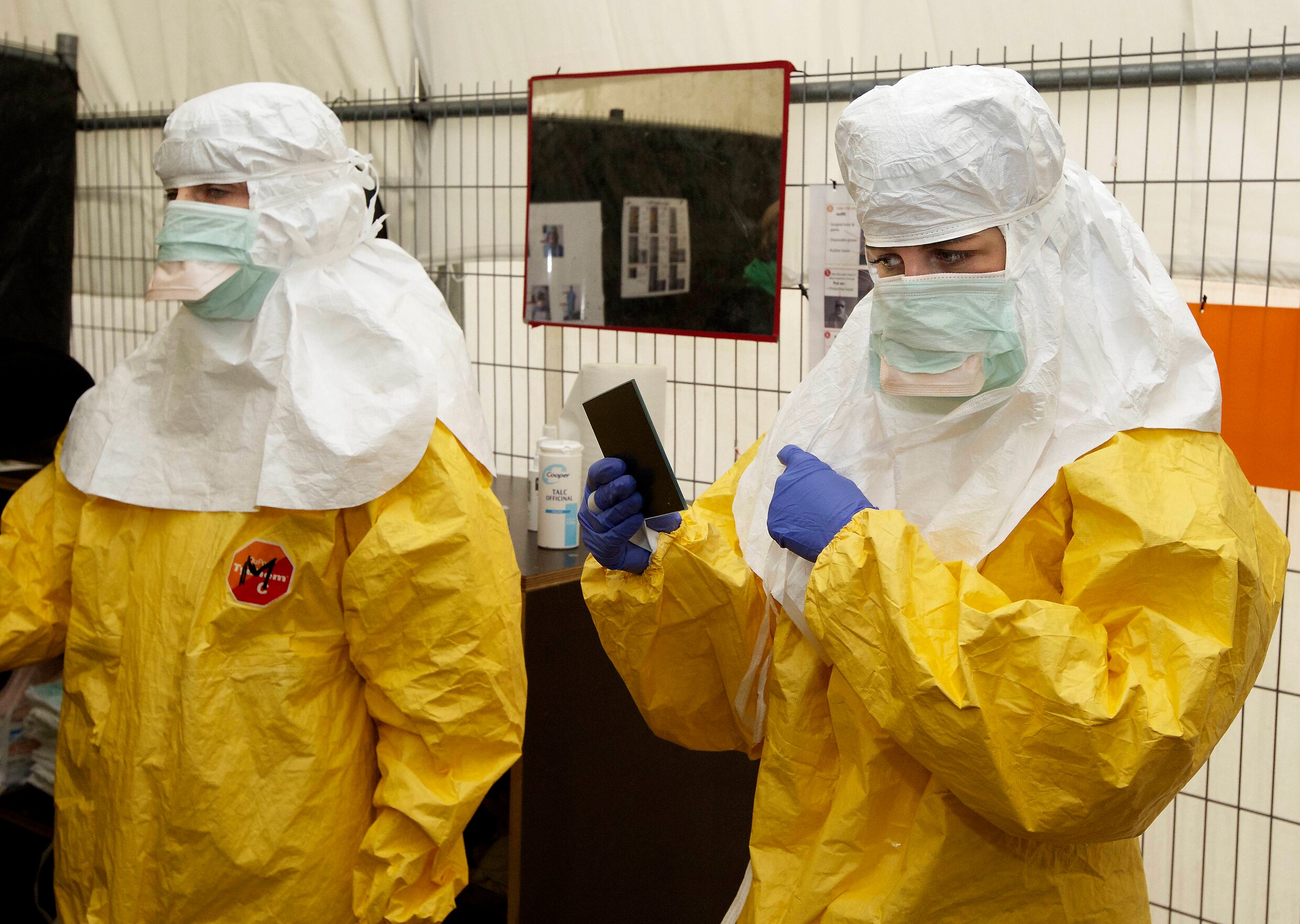 Meer maatregelen tegen ebola bepleit