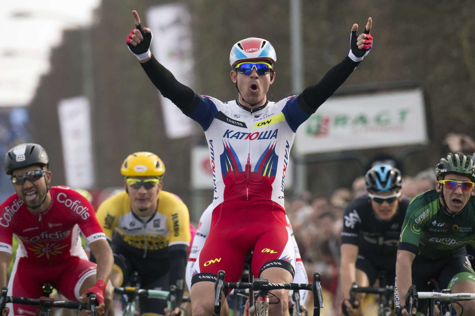 Kristoff ongenaakbaar in massaspurt Parijs-Nice
