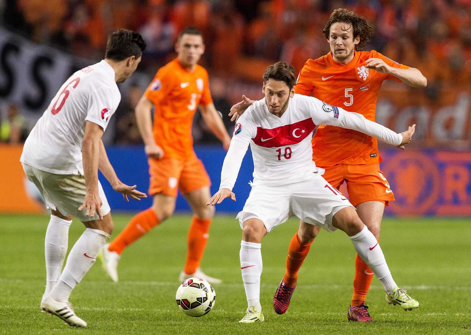 Daley Blind houdt zich vast aan Ajax-scenario