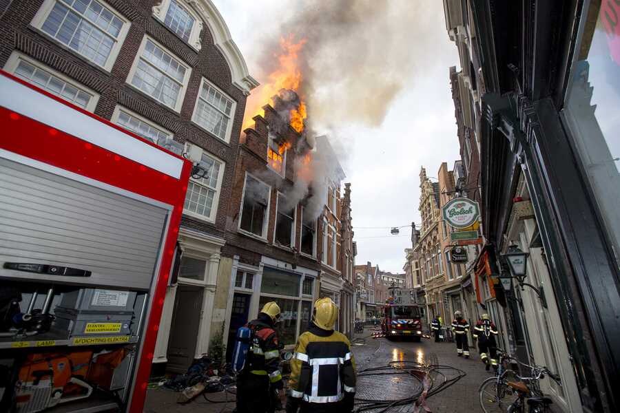Monumentaal pand in centrum Haarlem afgebrand