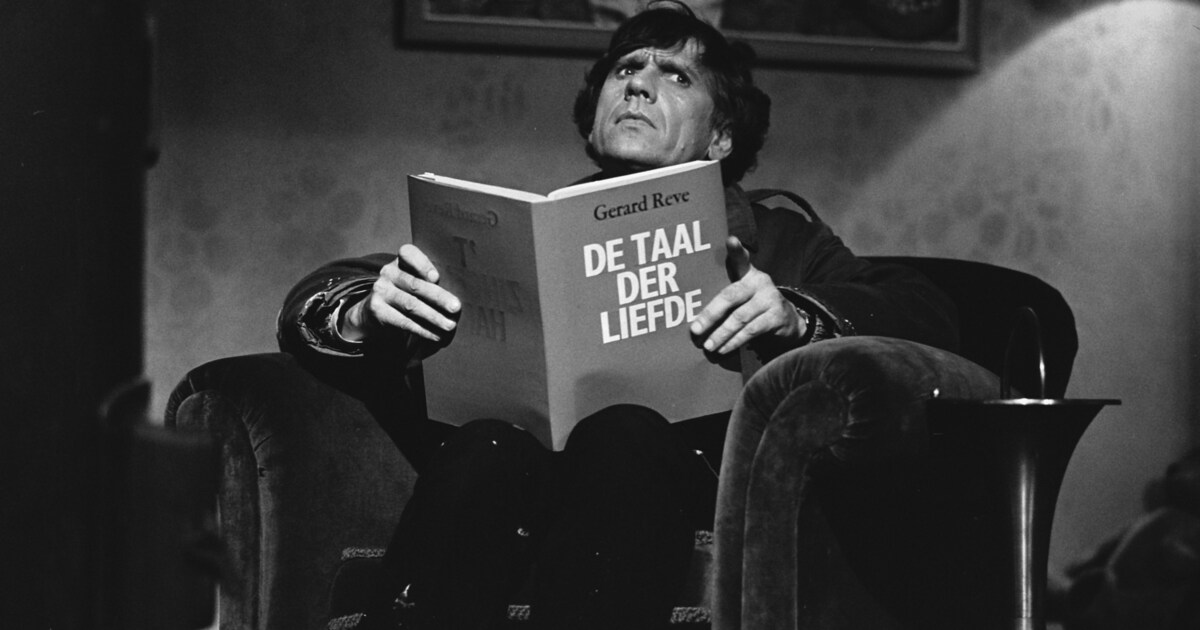 Doe het drastisch: verbied pubers boeken | de Volkskrant