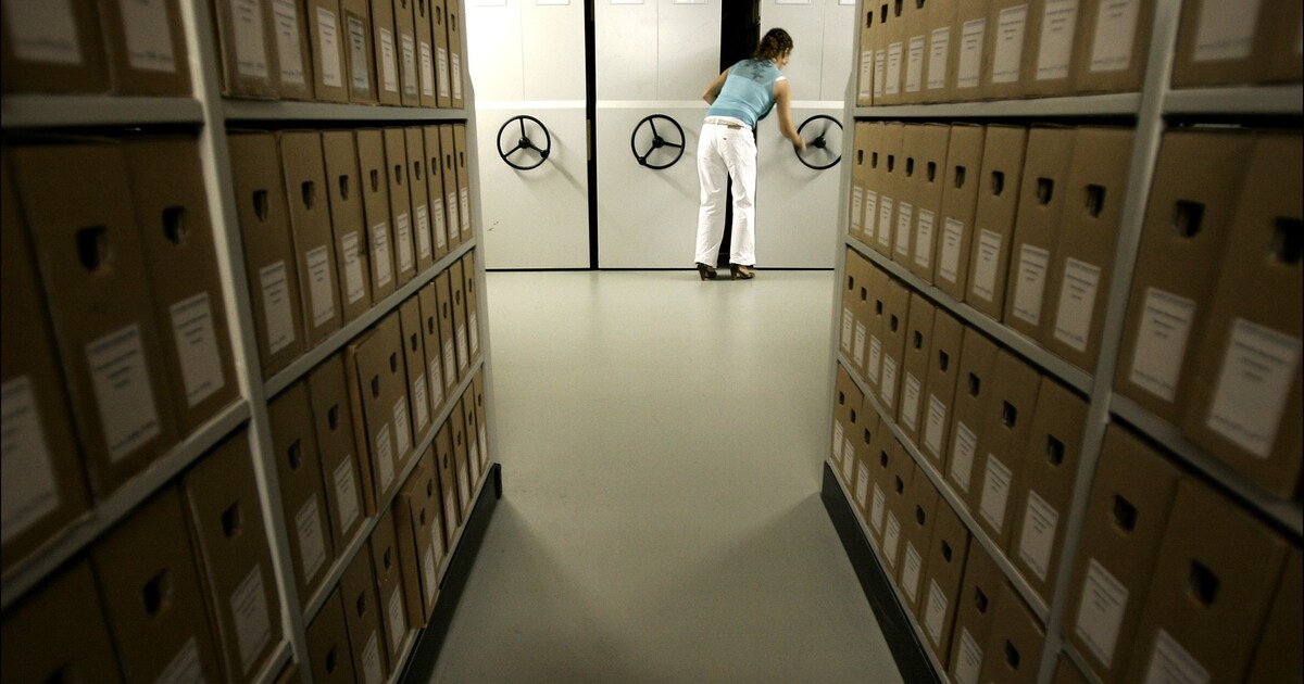 Benieuwd Naar Of Na Ad van Liempt: 'Benieuwd naar Lubbers na val van de Muur' | de Volkskrant