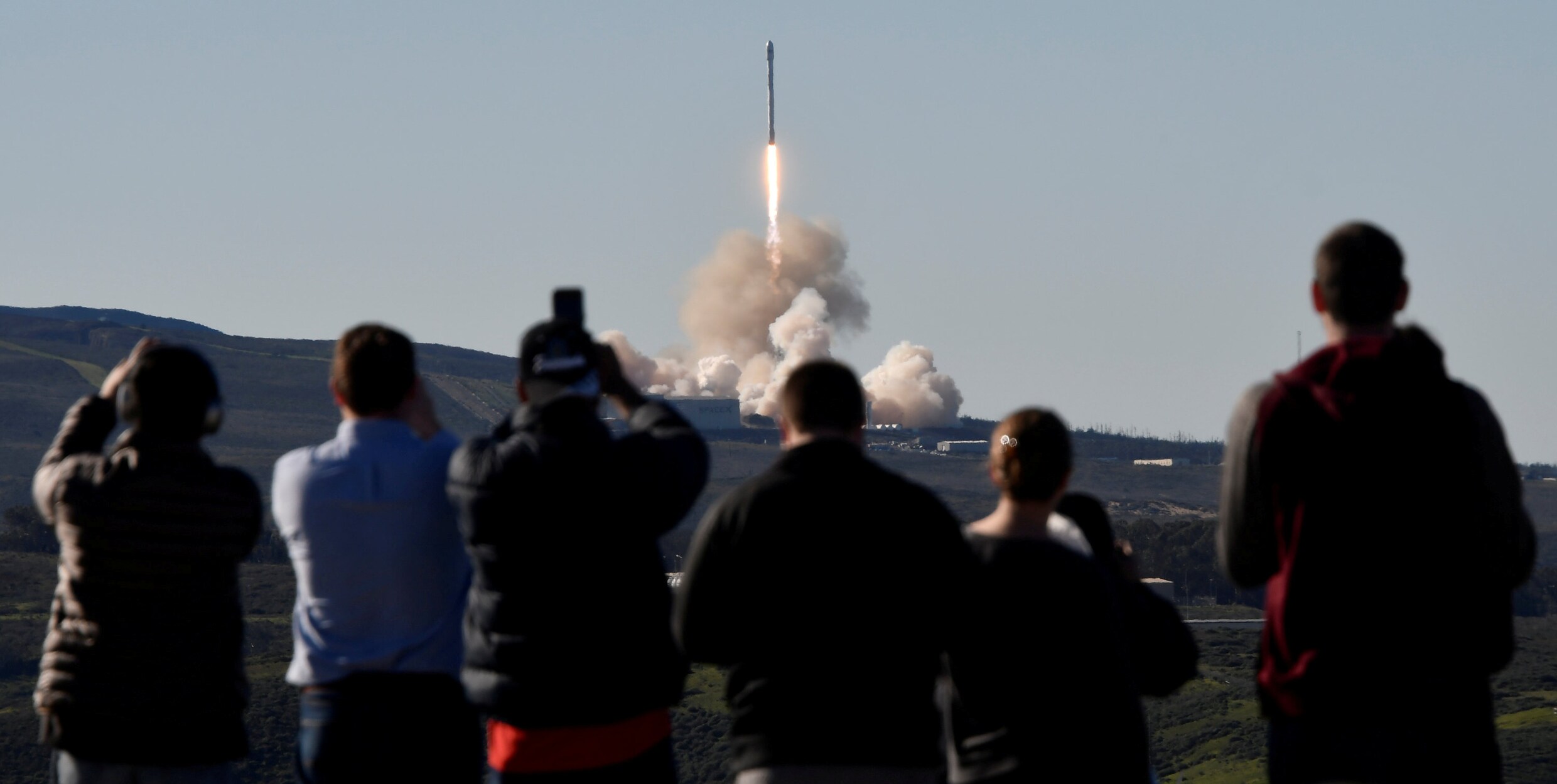 SpaceX lanceert eerste raket na explosie | de Volkskrant
